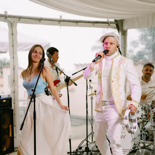 Kapela Simply The Show: svatba v Hotelu Štekl u zámku Hluboká nad Vltavou